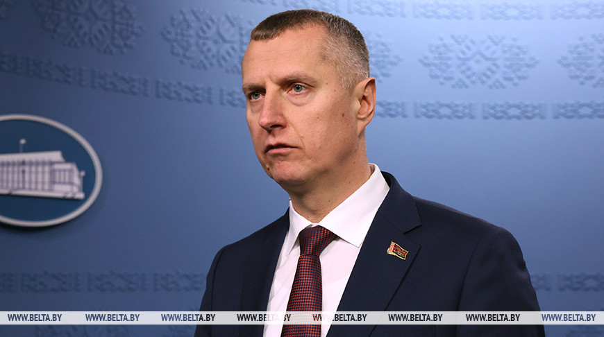 "Президентом поставлена задача, чтобы никто не ушел от ответственности". Крутой о пожаре в ТЦ в Витебске