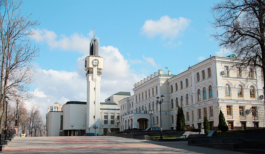Анфимов призвал руководство Витебской области сохранить положительную динамику и достичь уровня более сильных регионов