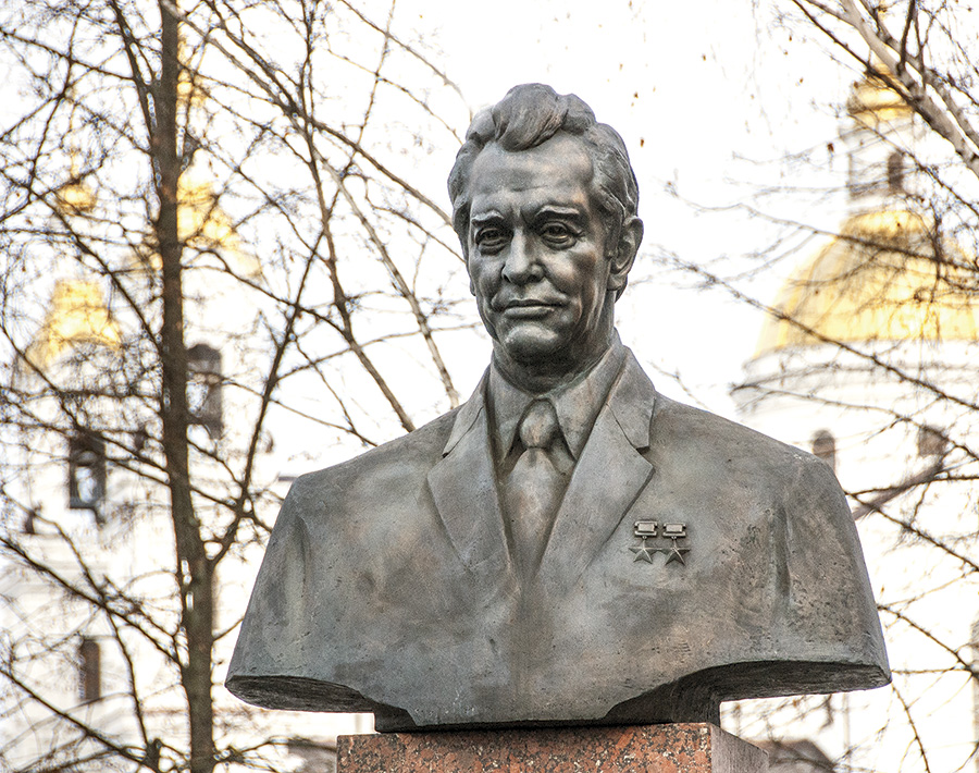 Аллею Славы героям Россонщины откроют в райцентре в день рождения Петра Машерова 