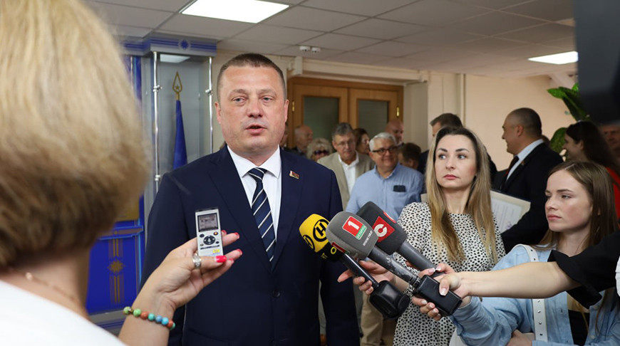 ЛДПБ и Компартия Беларуси прошли перерегистрацию в Минюсте