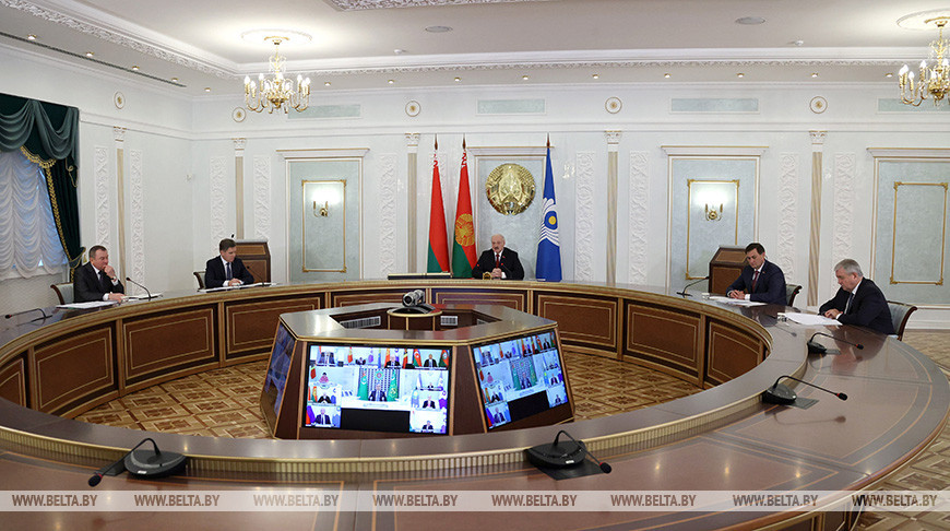 О пройденном пути, защите интересов и локомотиве интеграции. Главное из речи Лукашенко на саммите СНГ