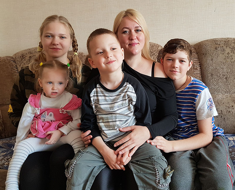 С одним ребенком сложно, со вторым – уже легче? Из опыта многодетной мамы из Орши   