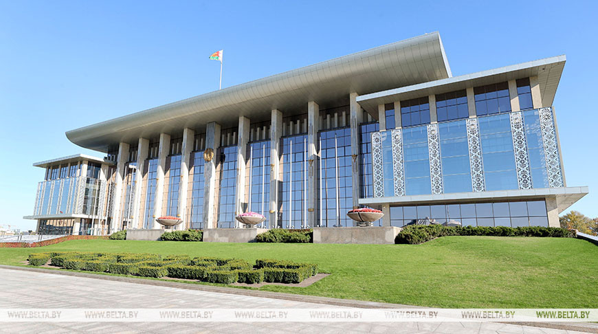 Александр Лукашенко подписал распоряжение об устранении последствий стихии