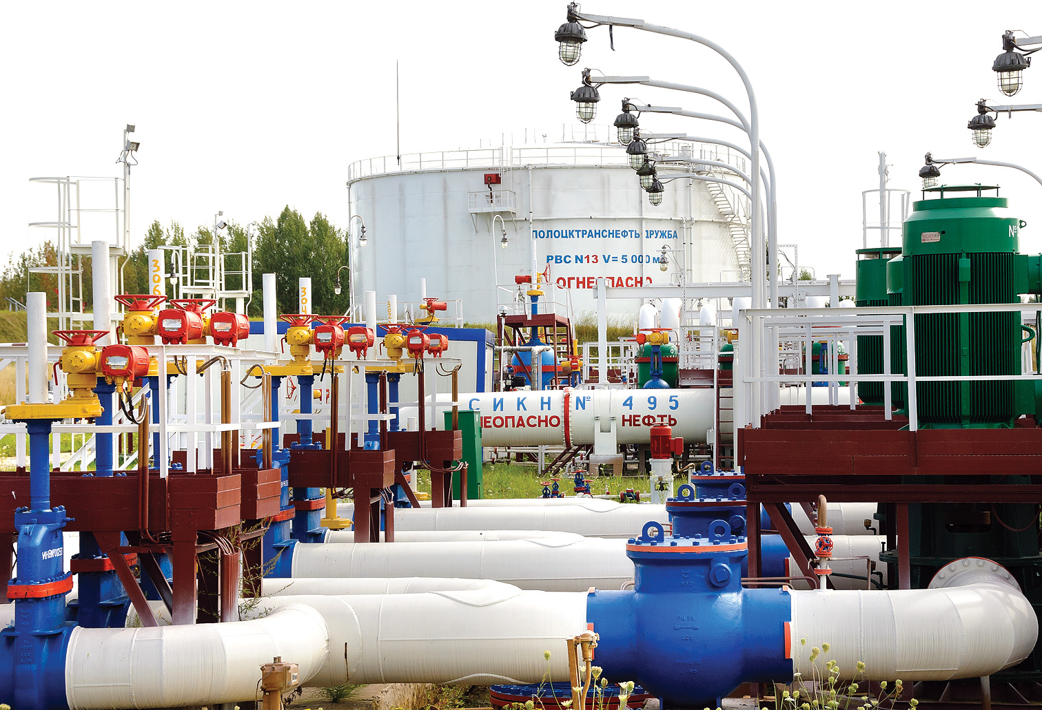 В Беларуси запустили первый магистральный нефтепродуктопровод