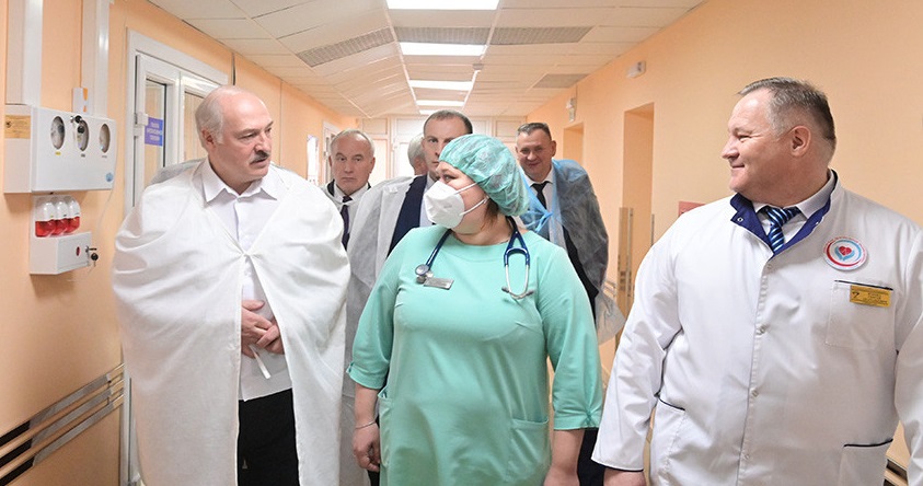 Александр Лукашенко посетил в Орше горбольницу им.Семашко и мясоконсервный комбинат