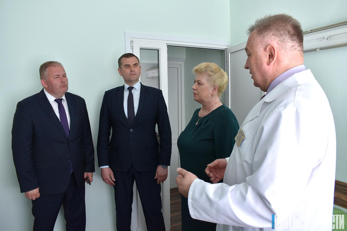 В Браславской ЦРБ открыли палату повышенной комфортности и провели профориентационную встречу с гимназистами