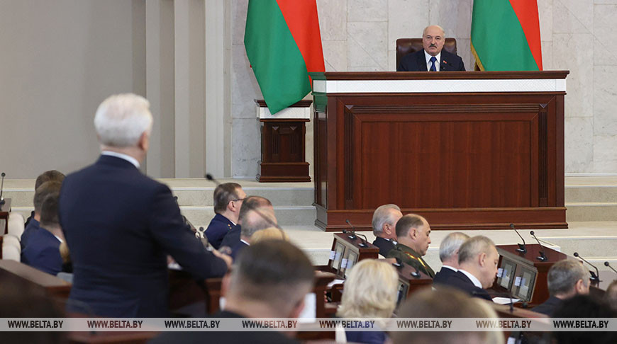 Лукашенко - парламентариям: надо чувствовать запросы людей и учитывать их предложения в разрабатываемых законах