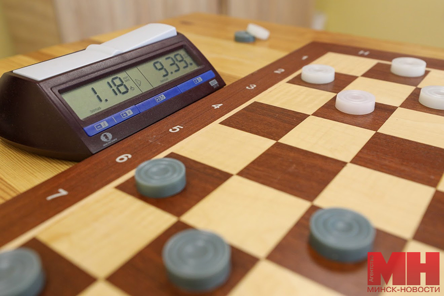 Спортсменки из Витебска выиграли медали на молодежном чемпионате Европы по шашкам-64 