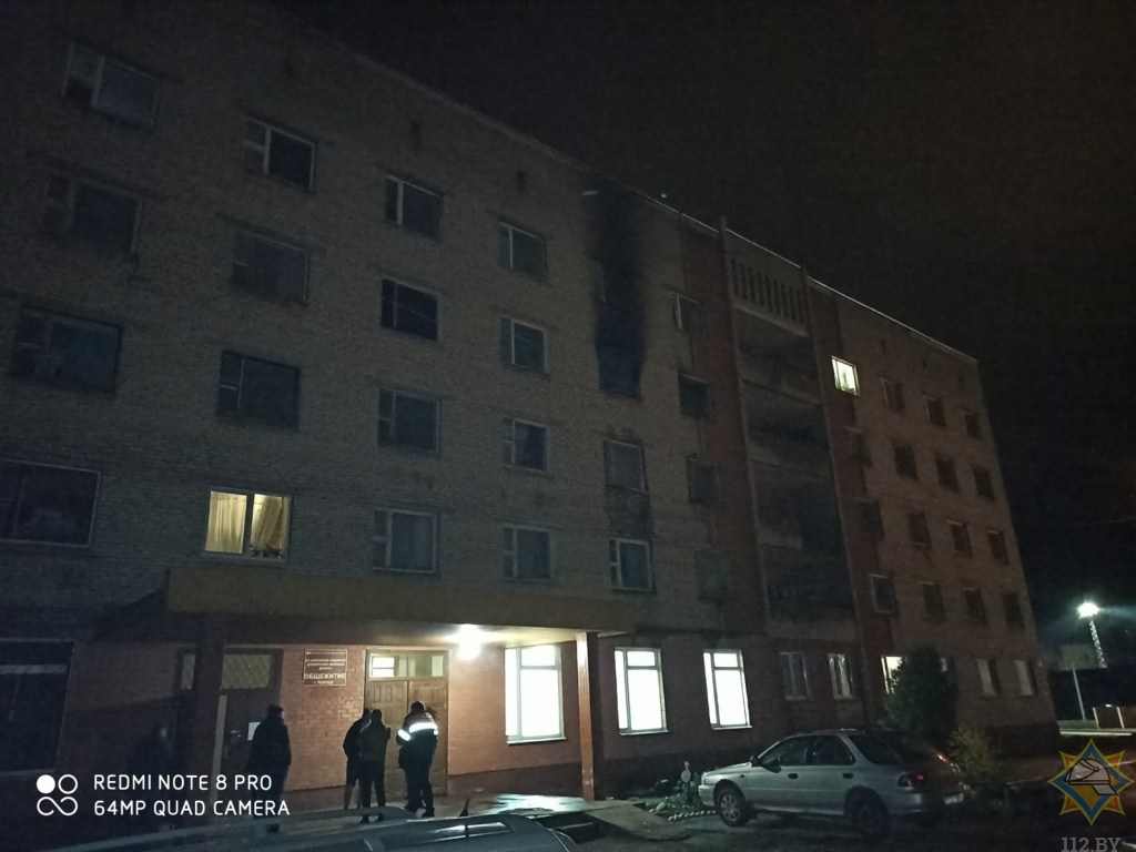 В Полоцке из горящего общежития эвакуировали 36 человек