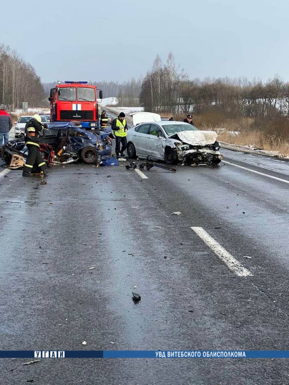 В Лиозненском районе столкнулись три автомобиля: водитель погиб, два пассажира госпитализированы