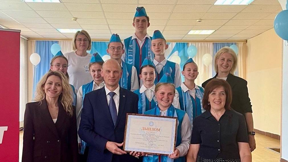 "Дети за мир!": отряд витебской гимназии №5 стал победителем Республиканского фестиваля детского миротворчества 