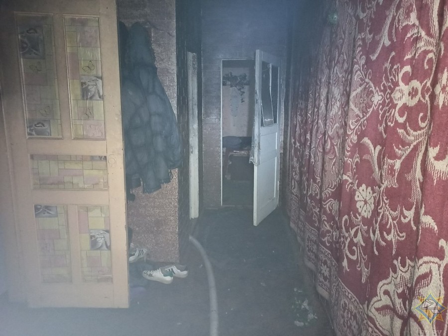 Пожар в Шарковщине: трое человек спасены, ещё четверо эвакуированы