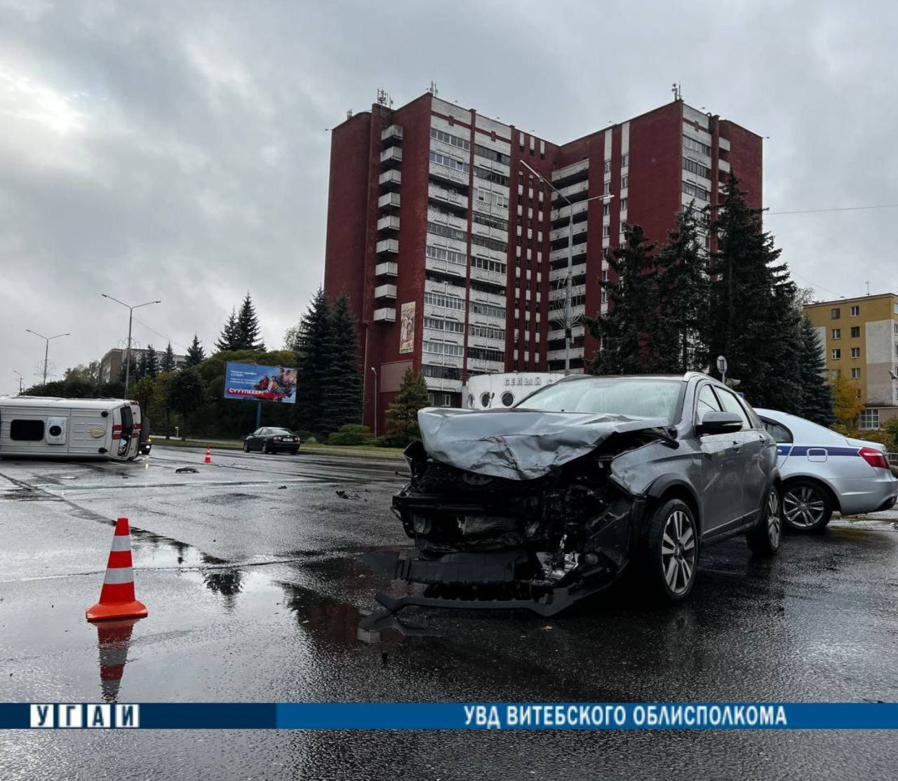 В центре Новополоцка произошло ДТП с участием "скорой"