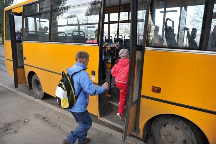 Бесплатный проезд школьникам к месту учебы в выходные предлагает предоставить прокуратура Витебской области 