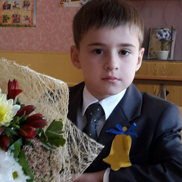 Родители Вани Радымкина, страдающего редким генетическим заболеванием, объявили срочный сбор по всей стране
