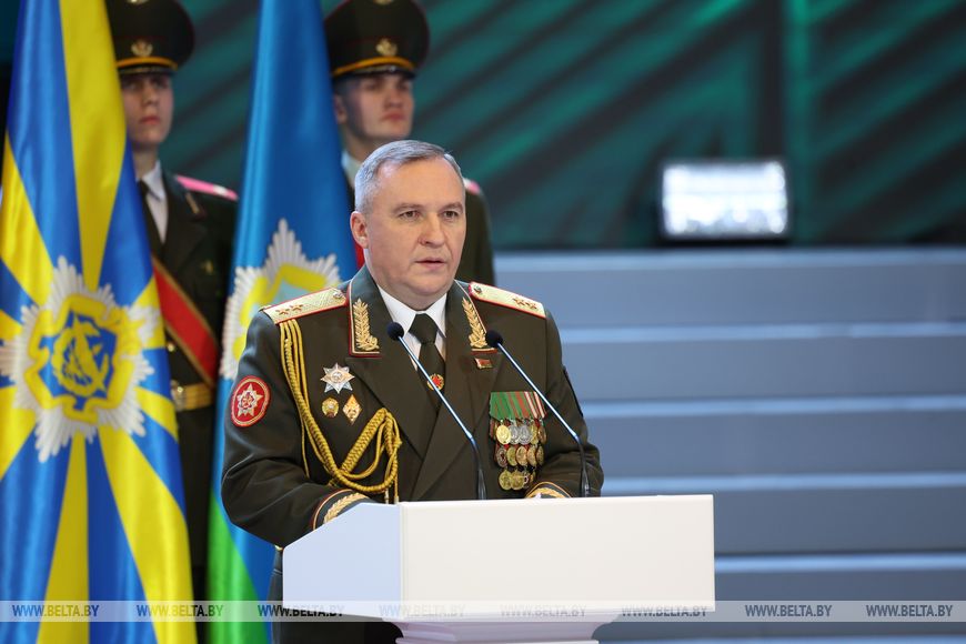 Виктор Хренин: День защитников Отечества - всенародный праздник, олицетворяющий нерушимую связь поколений