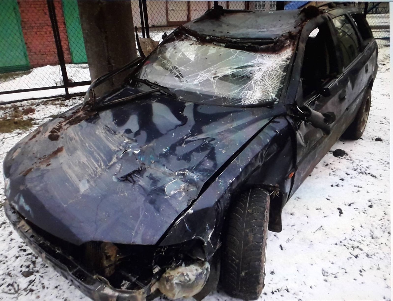 В Докшицком районе иномарка опрокинулась в кювет