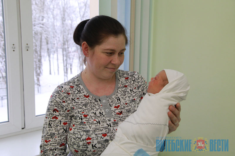 В Витебской области женщины стали вступать в брак и рожать детей в более позднем возрасте