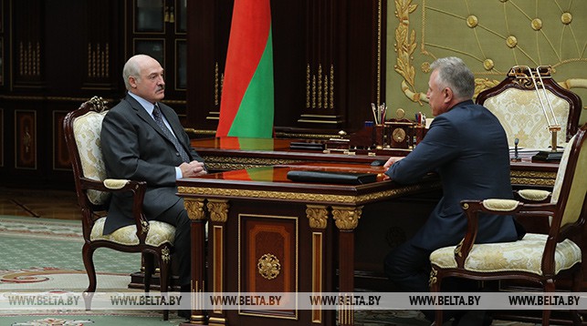 Парламентские выборы нужно провести достойно, красиво и честно - Лукашенко