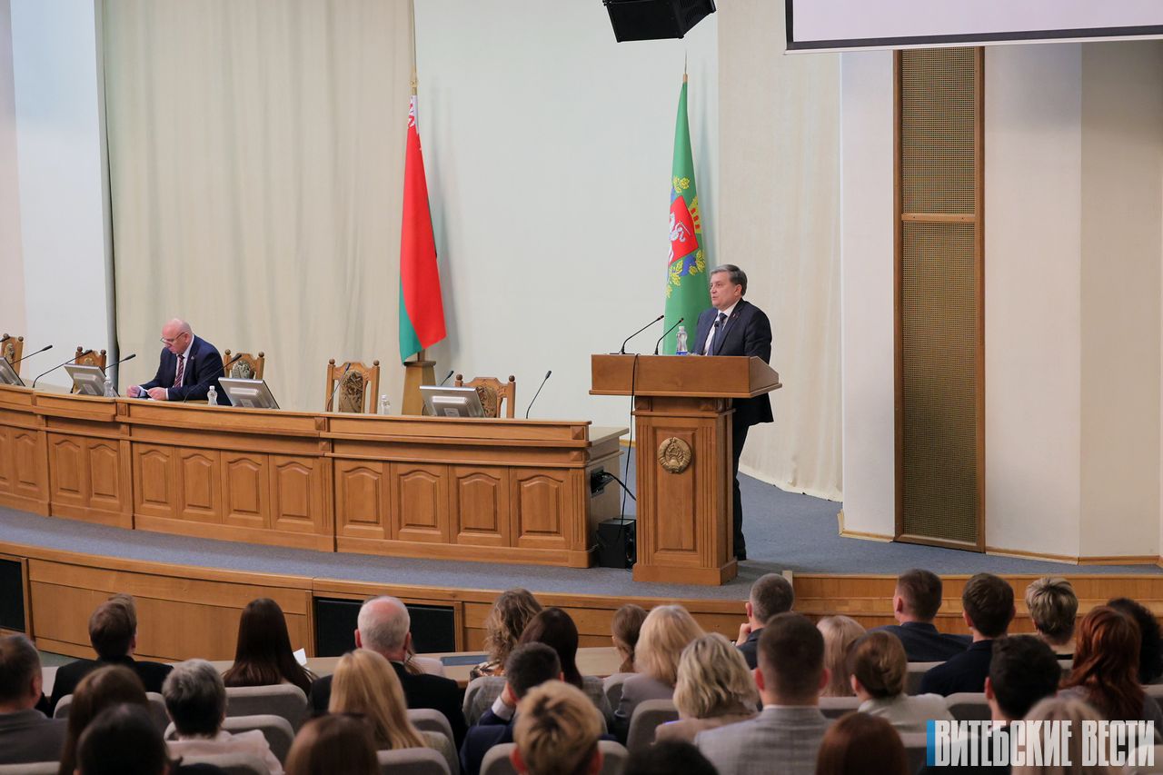 Председатель правления ЗАО «Второй национальный канал» Игорь Луцкий встретился с идеологическим активом Витебской области