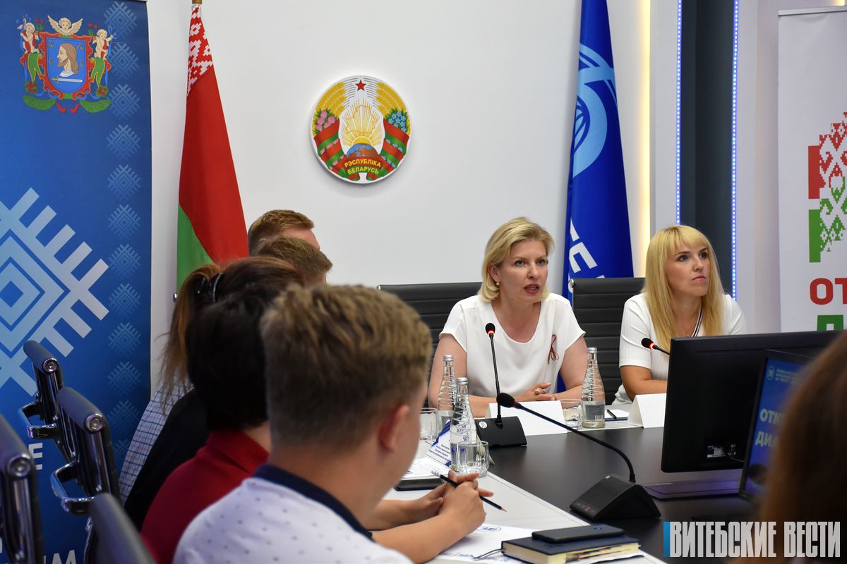 «Единство молодежи – сила Беларуси»: открытый диалог с молодежью Первомайского района состоялся в Витебске