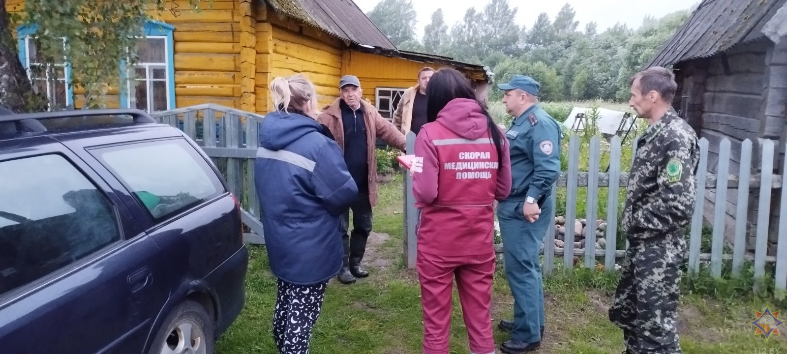 Двое мужчин потерялись в лесу в Лиозненском районе. На помощь пришли сотрудники МЧС