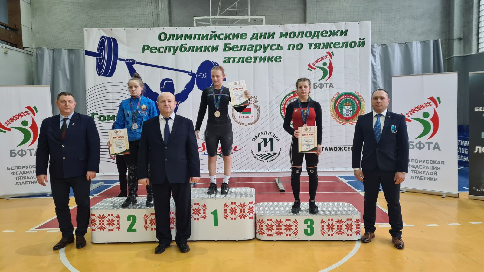 Юные тяжелоатлеты Витебской области выиграли 5 медалей на соревнованиях в Гомеле