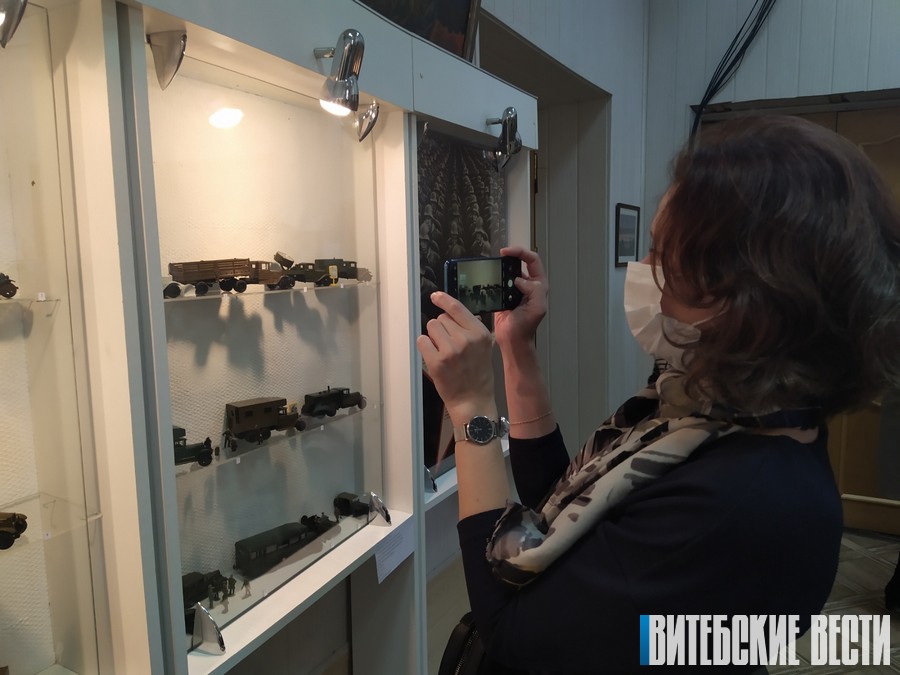 Выставка «История в миниатюре» открылась в Витебском областном музее Героя Советского Союза М. Ф. Шмырёва