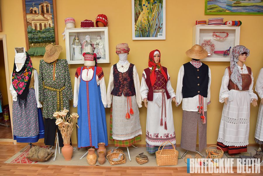 Коллекция народных костюмов лепельского строя XVIII – XIX вв. создана в районном центре ремесел