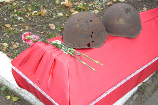 1408017588general pages i37086 v atkarske perezaxoronyat ostanki pogibsheg