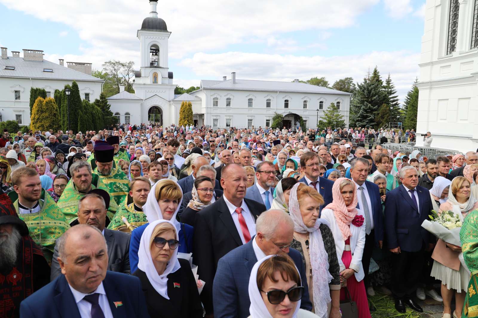 В Полоцке День памяти преподобной Евфросинии Полоцкой отметили Крестным ходом