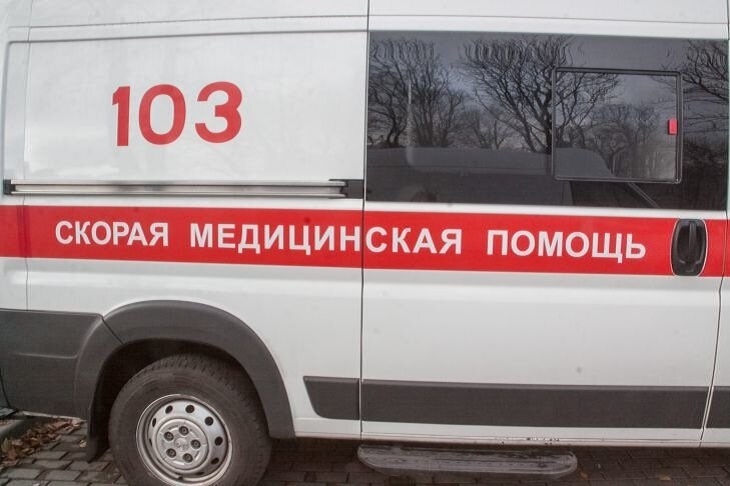 В Верхнедвинском районе мужчина напал на фельдшера и разгромил автомобиль скорой помощи