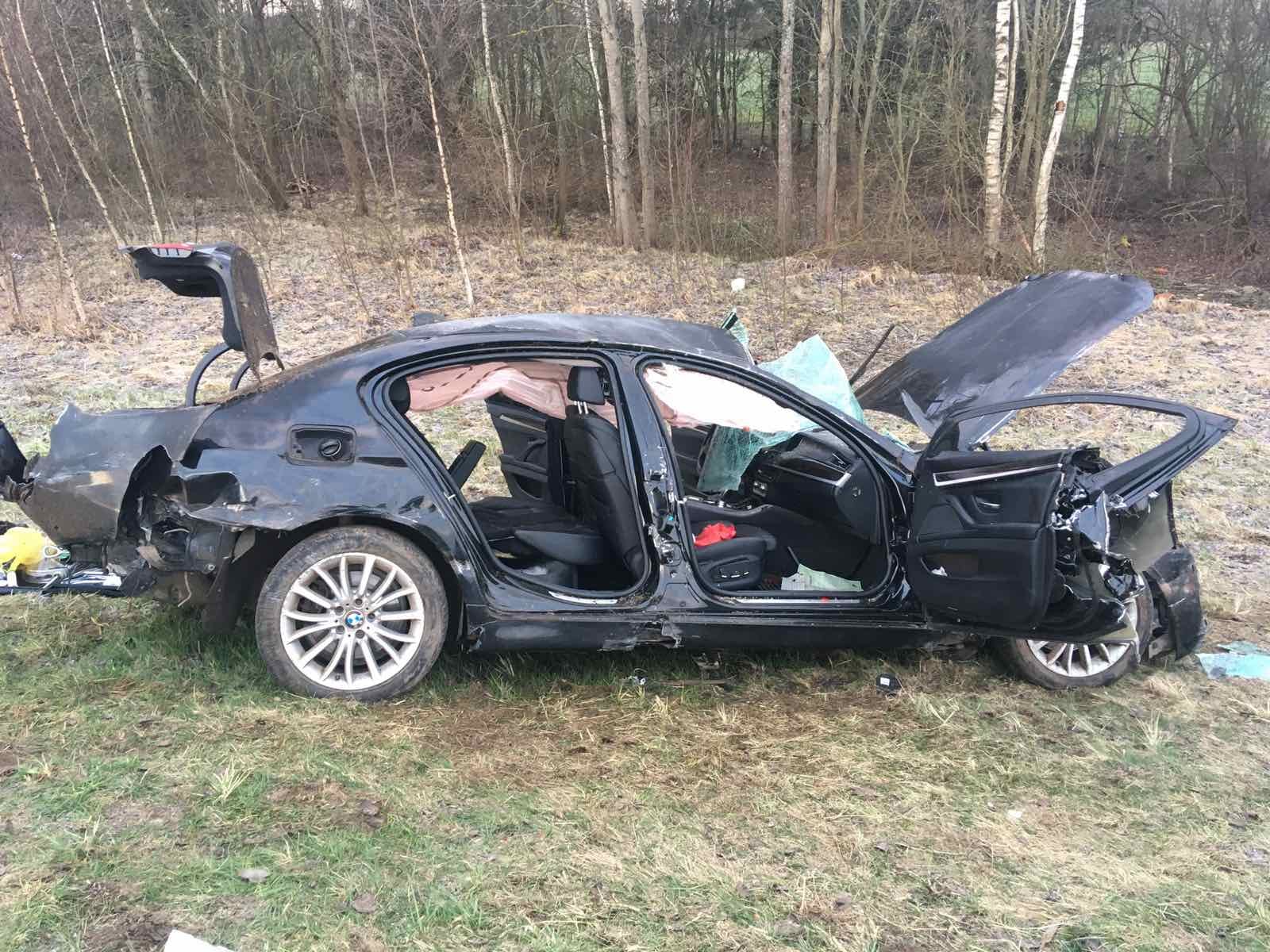 В Полоцком районе BMW вылетел в кювет: водитель погиб