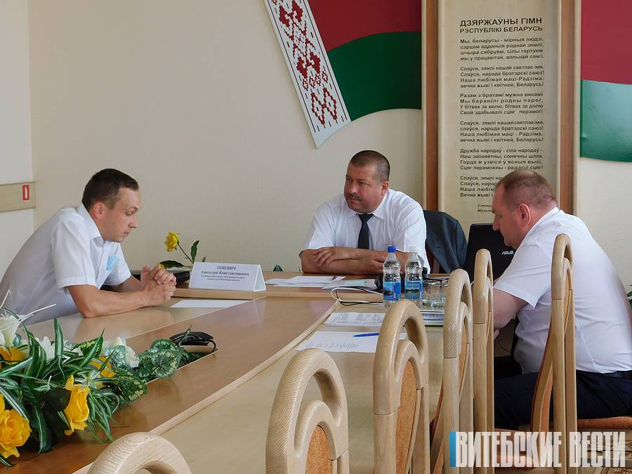 Торговля, транспорт и ЖКХ: какие вопросы поднимались на приёме Анатолия Линевича в Поставах