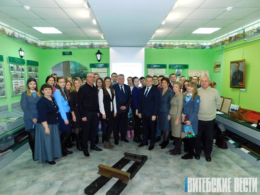 В формате открытого диалога прошла встреча молодых специалистов с руководством Железнодорожного района Витебска