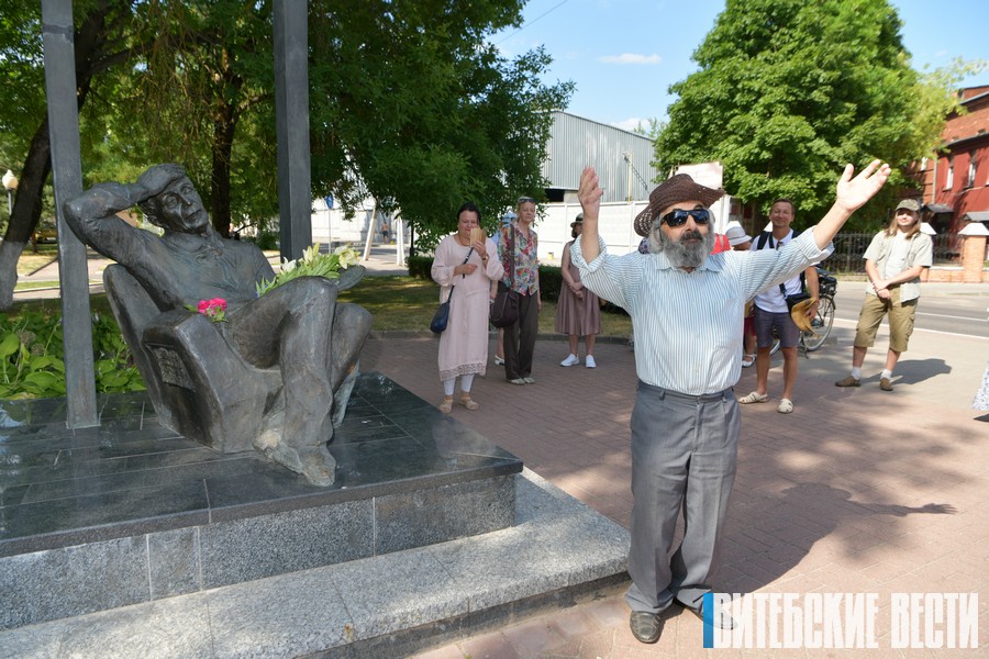 Витебск отметил 134-летие со дня рождения знаменитого художника Марка Шагала