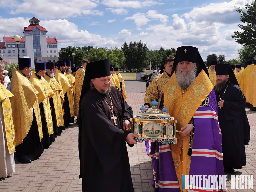 В Витебск прибыл ковчег со святыми мощами Александра Невского