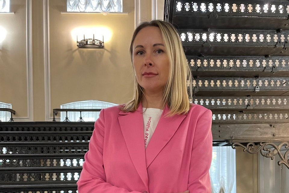 Екатерина Лазовская: "Национальный лидер всегда говорит искренне, выражает личные эмоции, напоминает о событиях, которые связывают и объединяют белорусов, живущих в разных уголках страны, больших городах и маленьких деревнях"