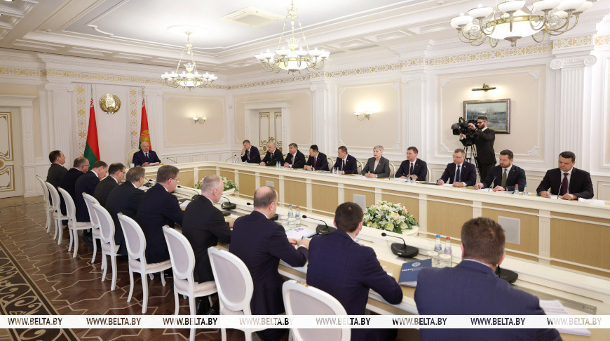 Александр Лукашенко о ценах: роль государства не в надзирательстве, а в создании понятных условий
