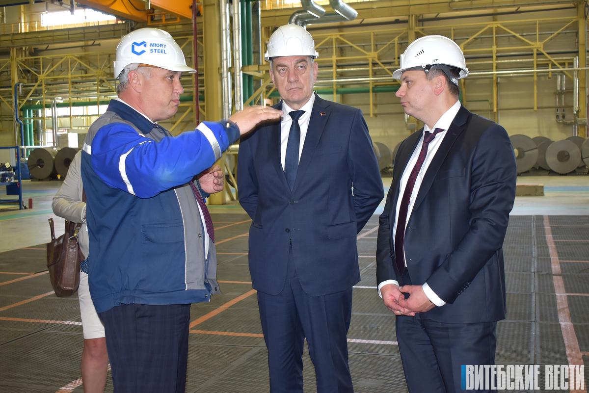 Заместитель премьер-министра Юрий Назаров посетил Миорский металлопрокатный завод