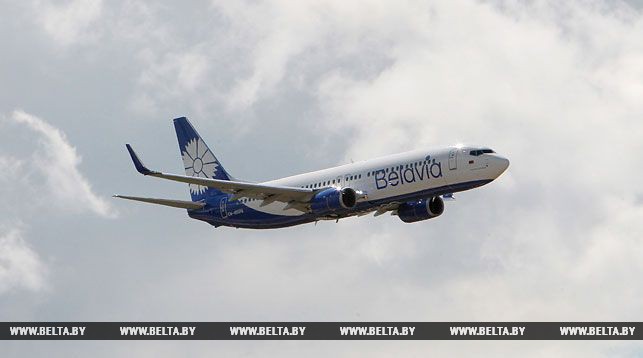 Самолет "Белавиа" рейса Москва - Минск вынужден был снизить высоту из-за неполадок