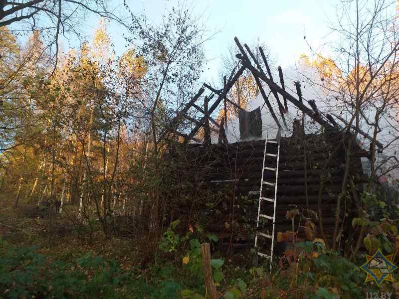 В одном из частных секторов Витебска горел сарай