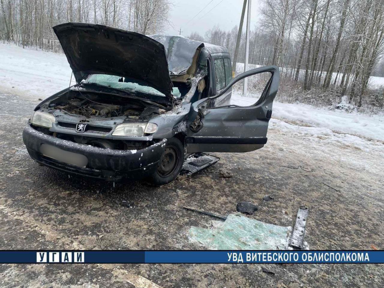 В Полоцком районе в ДТП пострадал водитель легкового автомобиля