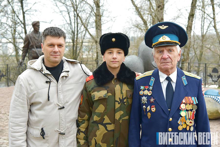 Судьба представителей трех поколений семьи Стариковых связана с военной службой
