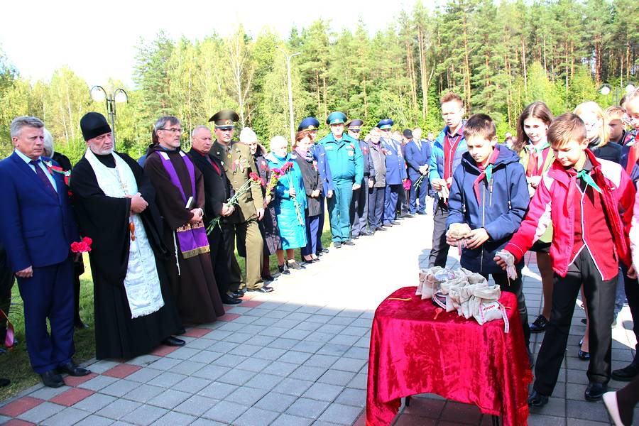 На Витебщине прошли митинги в рамках международной акции памяти «Во славу общей Победы»