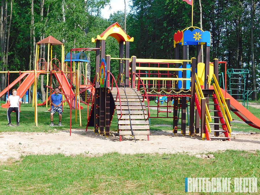 В миорском парке «Полуостров» построят новую сцену и оборудуют автостоянку