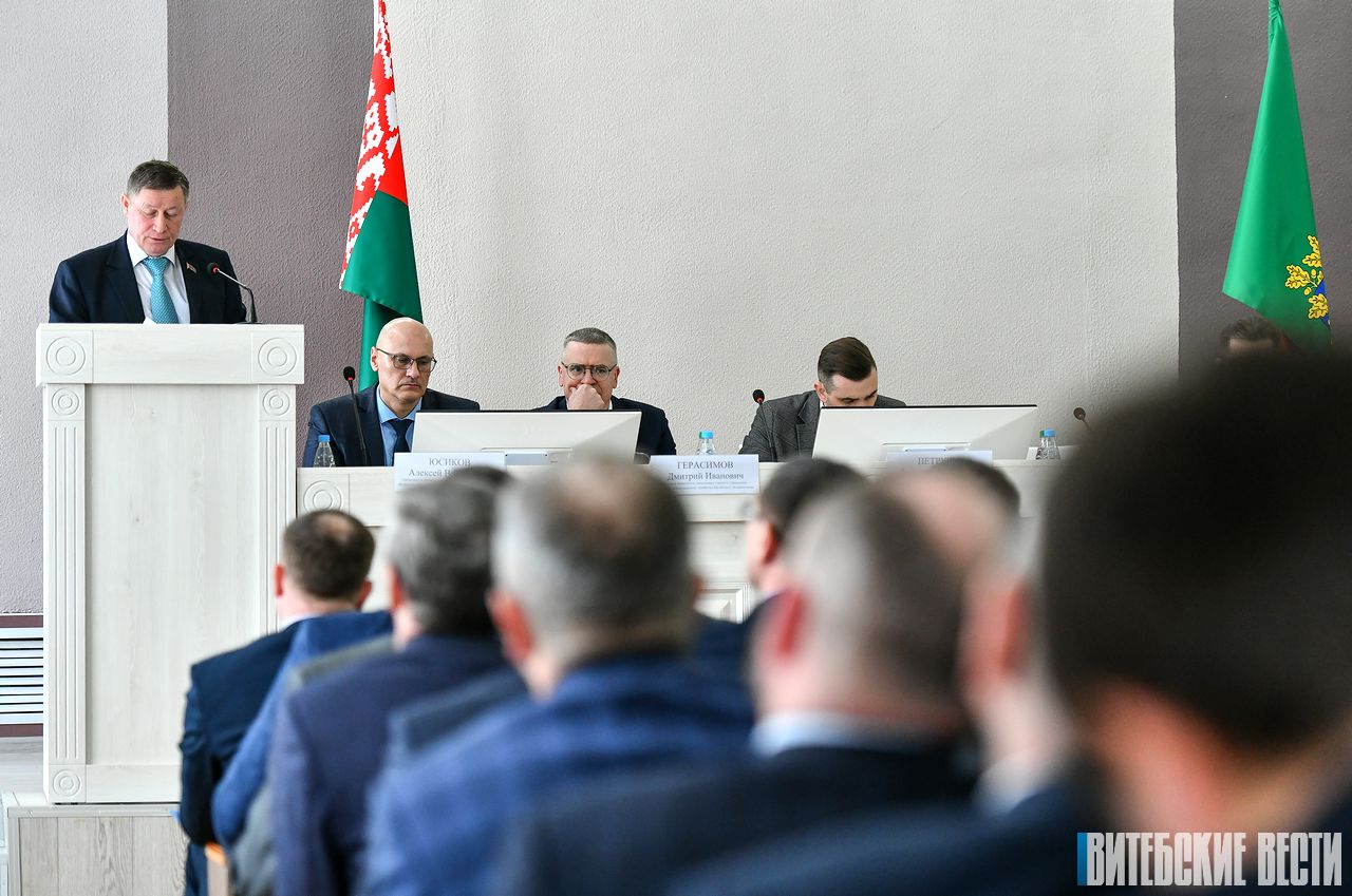 В Витебске определили задачи по повышению эффективности работы жилищно-коммунальной сферы области 