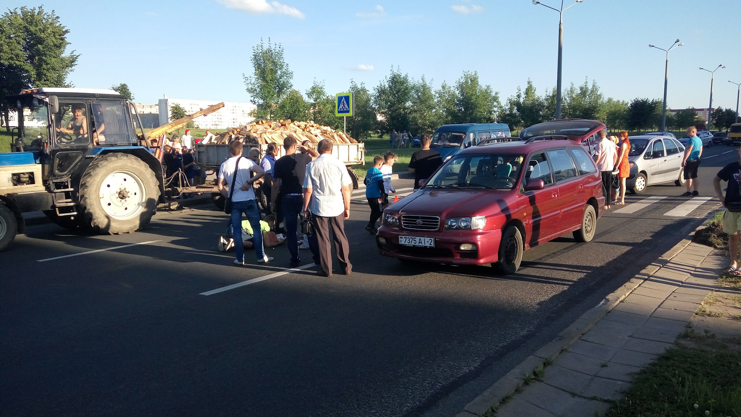 В Витебске на пешеходном переходе легковушка сбила двоих детей