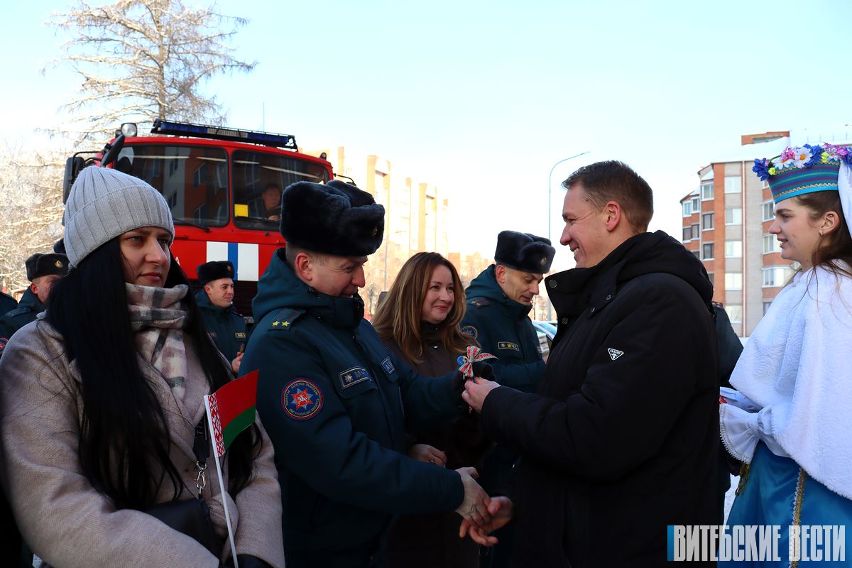 В Орше восемь семей работников МЧС получили ключи от новых квартир