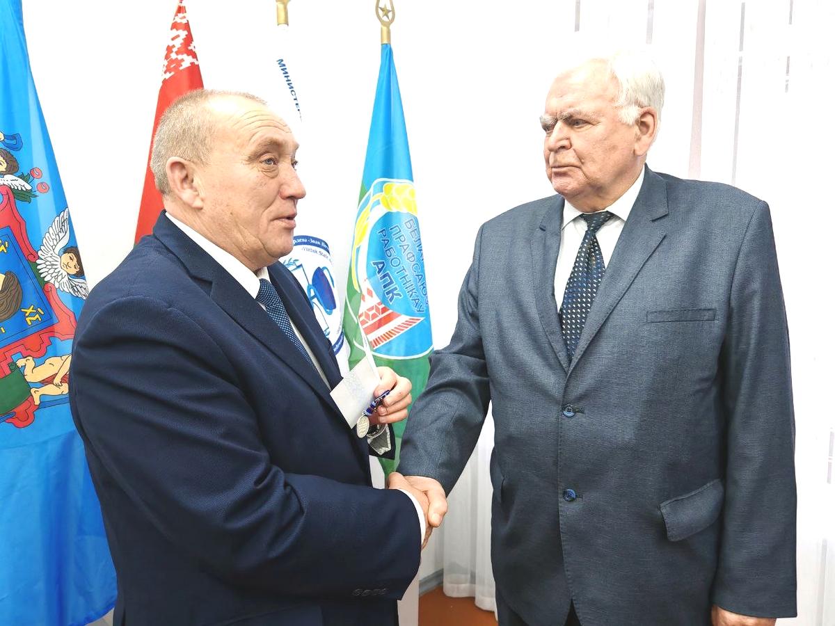 Посвятил полвека ветеринарной академии. Ученому из ВГАВМ вручили медаль